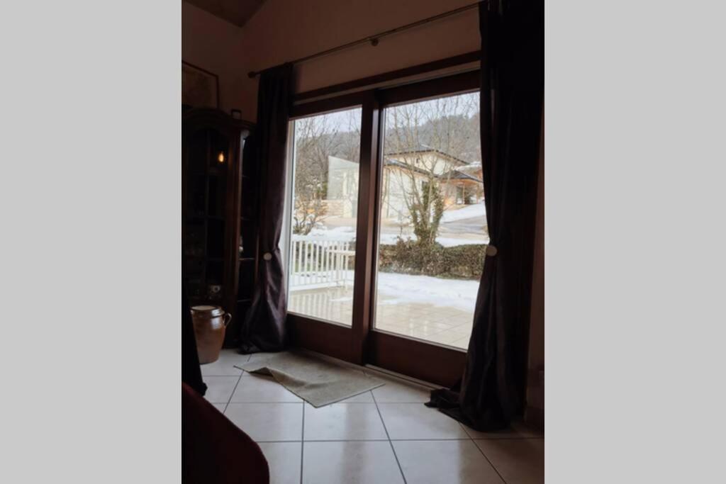 Maison Entiere Au Pied Du Plateau Du Retord 2 Chambres Sdb - Vouvray Ochiaz Екстер'єр фото