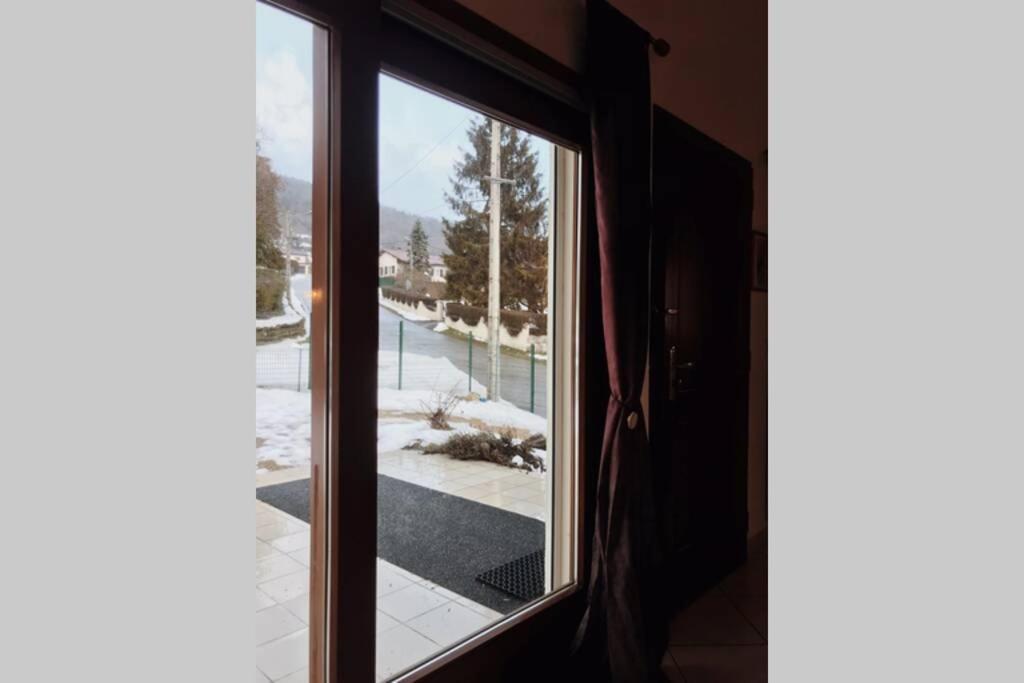 Maison Entiere Au Pied Du Plateau Du Retord 2 Chambres Sdb - Vouvray Ochiaz Екстер'єр фото